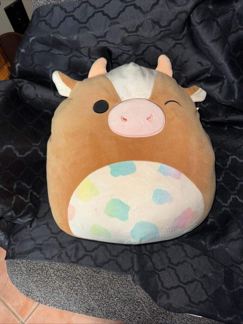 squish-mallow “griella the cow” easter collection